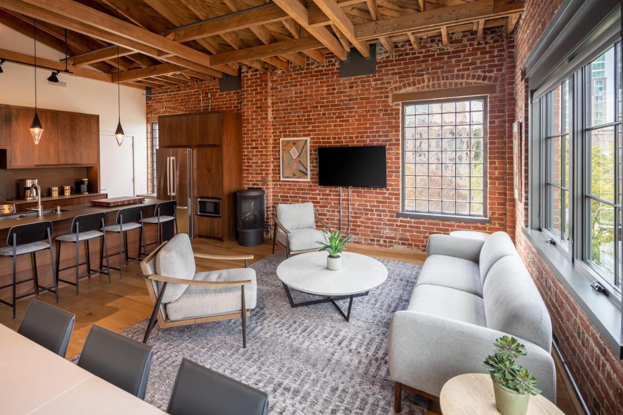 Elevation Lofts Hotel Asheville Bagian luar foto